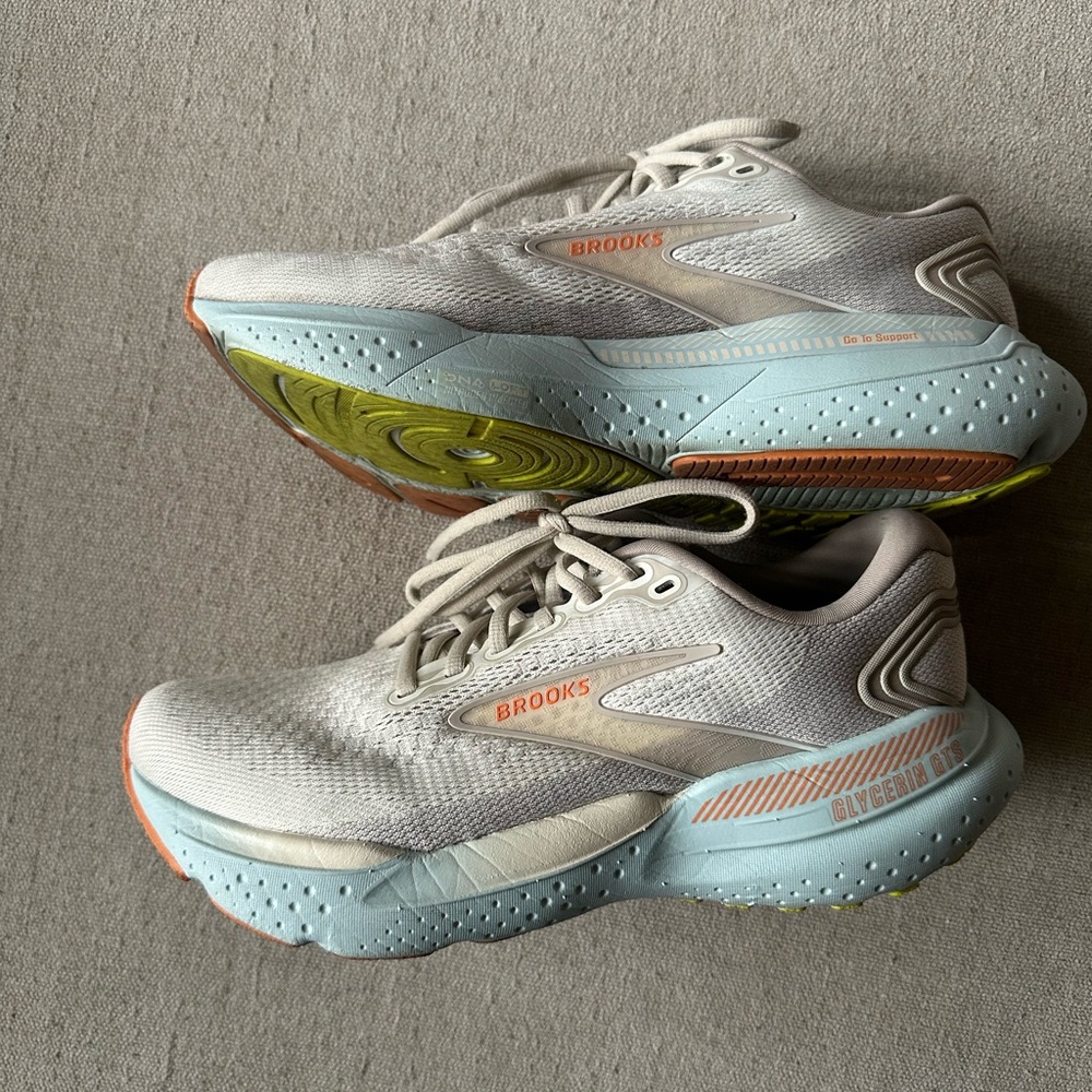 Brooks Glycerin 21 Beige